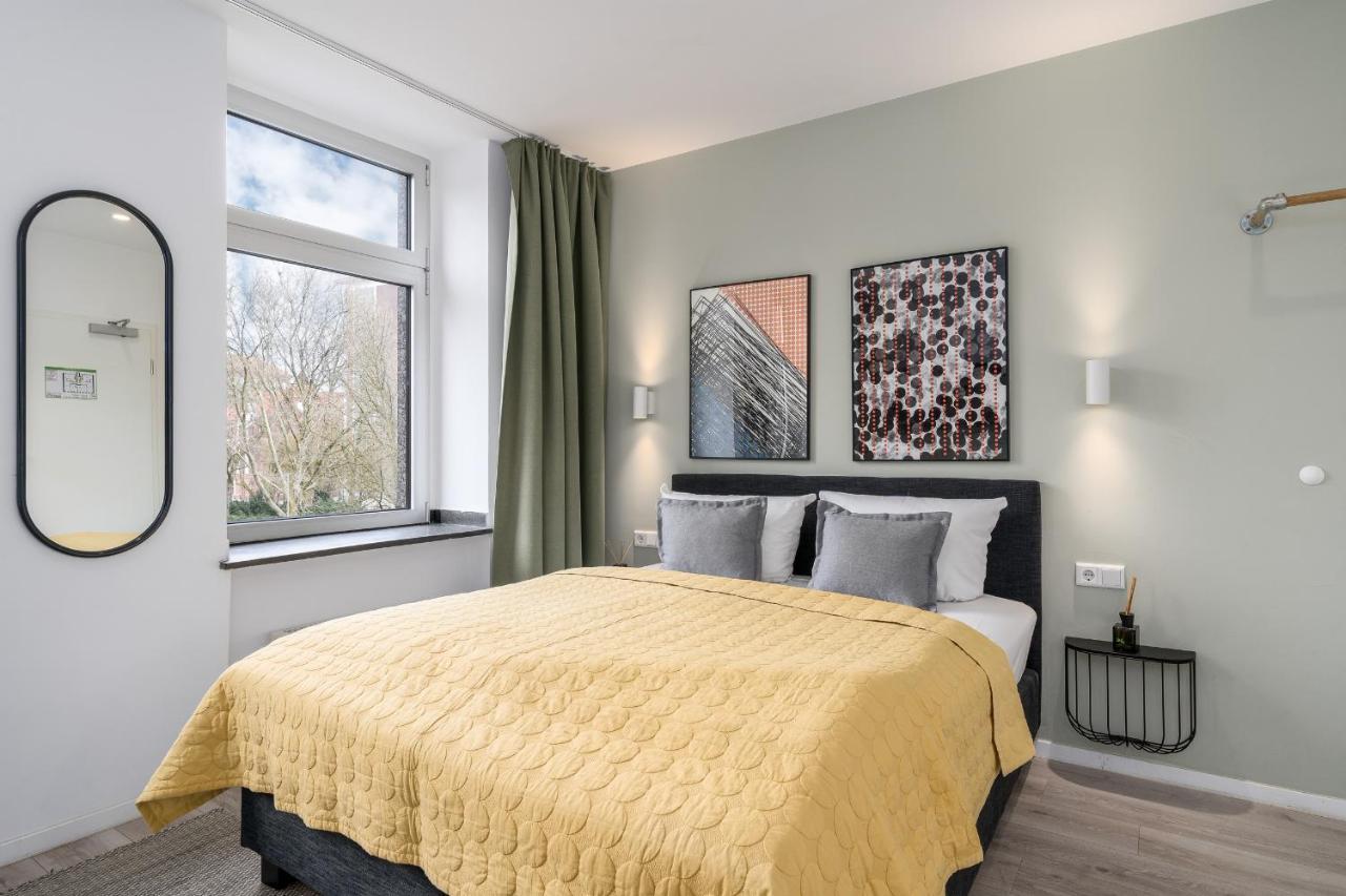 Bright Center Aparthotel